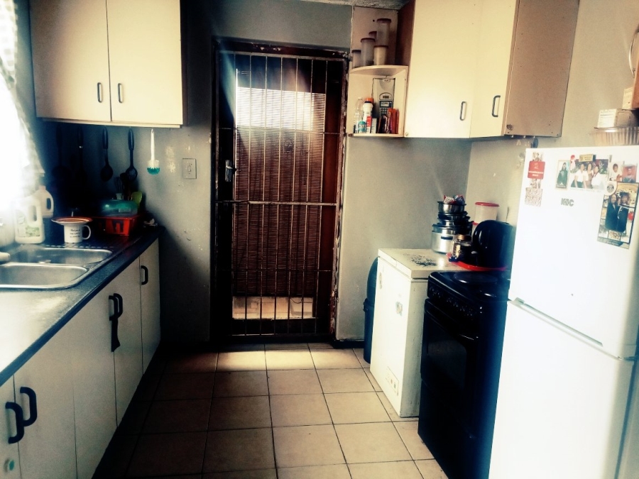 2 Bedroom Property for Sale in Electric City Western Cape